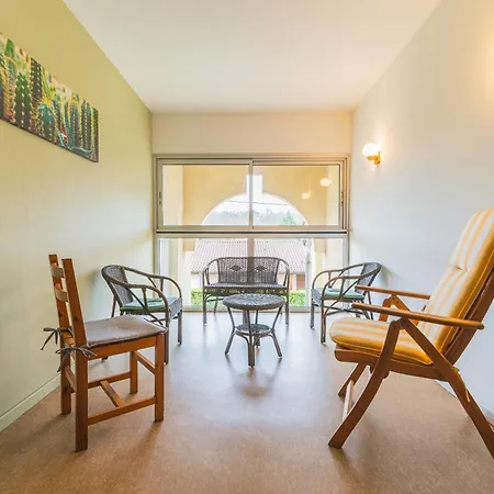 Les Mimosas - App 01 - Cosy Rdc Apartment *